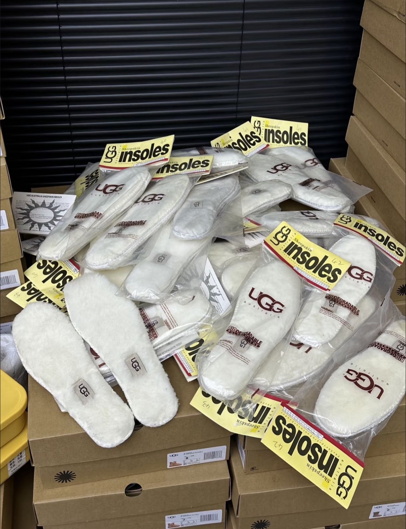 Genuine Lambskin Fur Insoles | 100% Natural Wool Shoe Inserts | Wholesale